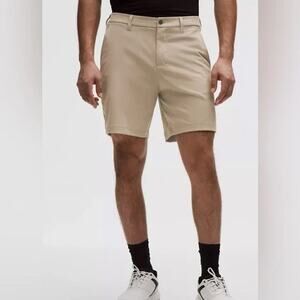 Lululemon Commission Short Chino 5" Size 28 Khaki Golf Casual Travel Minimal